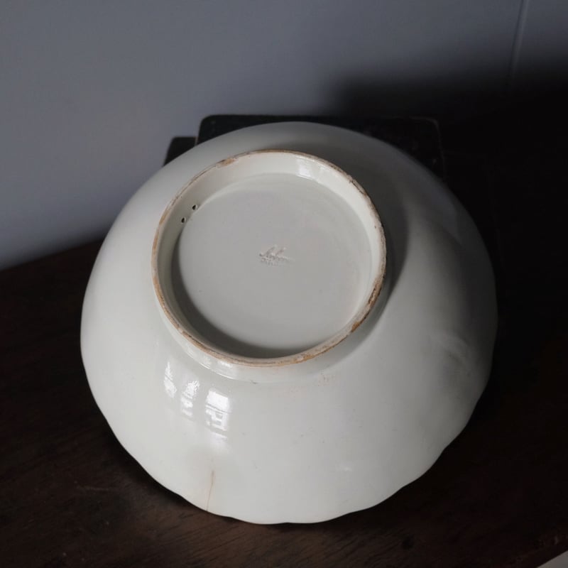 Arboras アルボラス 白 サラディエ ボウル 輪花 φ28cm フランス