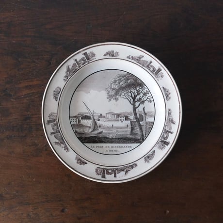 ショワジールロワ | STORES