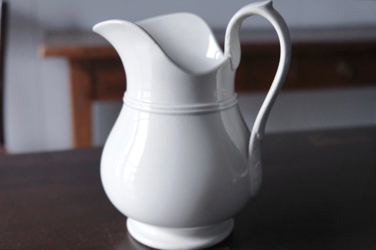 Choisy le Roi ショワジールロワ 白 ピシェ ピッチャー 花器 花瓶 h19.5