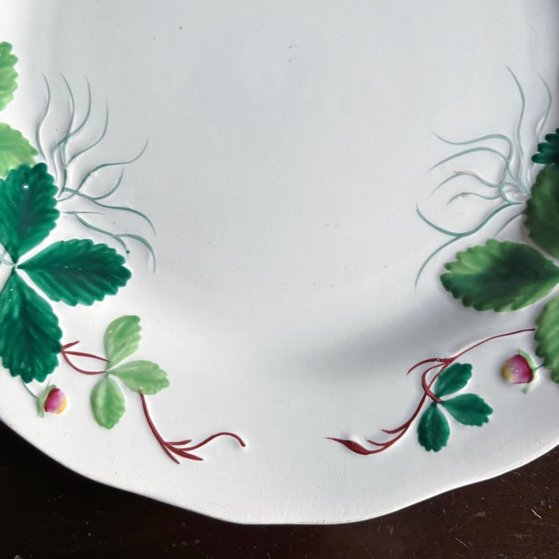 Creil&Montereau Fraise ジョルジュサンド 彩色 いちご レリーフ皿 平皿