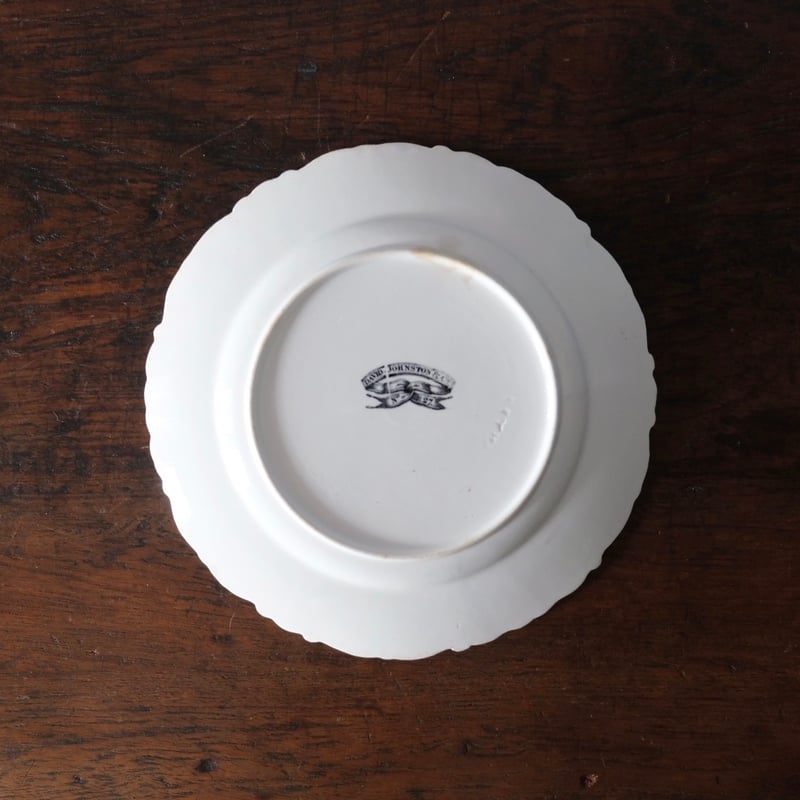 David Johnston&Cie ボルドー グリザイユ レリーフ 平皿 φ21.6cm