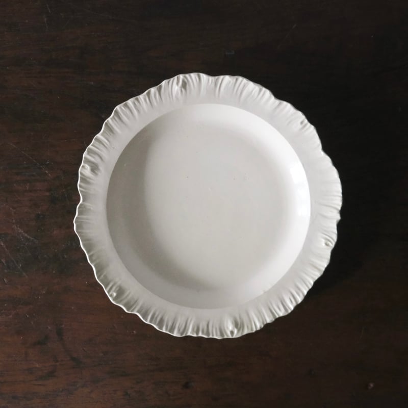 フランス製アンティーク クリームウェアの楕円形プレート クリームウェア フリルリム 平皿 アンティーク φ22.8cm a 050882