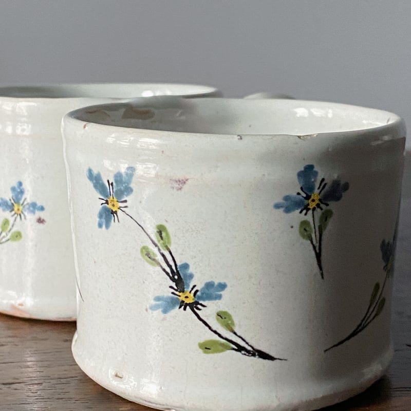 アンティーク雑貨 USNA PHOTO ヌヴェール Nevers 白釉陶器 オイル&ビネガー用 ホルダー 勿忘草