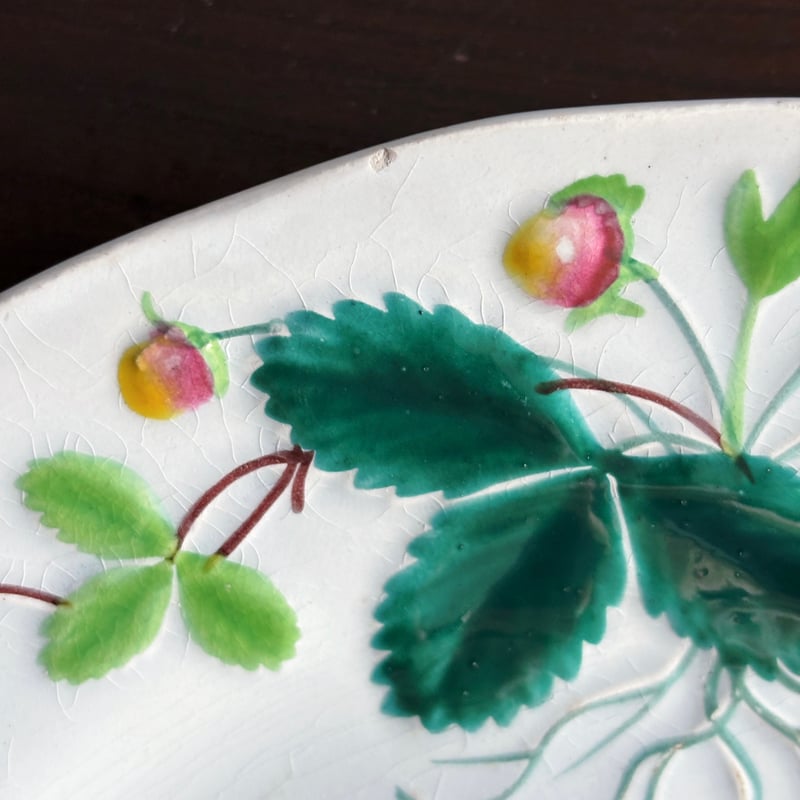 Creil&Montereau Fraise ジョルジュサンド 彩色 いちご レリーフ皿 平皿