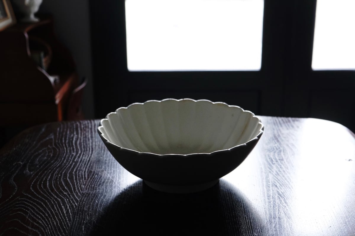 Arboras アルボラス 白 サラディエ ボウル 輪花 φ28cm フランス Arboras アルボラス 白 サラディエ ボウル 輪花 φ28cm フランス