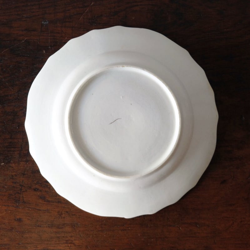 tournai トゥルネー （トルネイ）軟質磁器 花リム レリーフ 皿