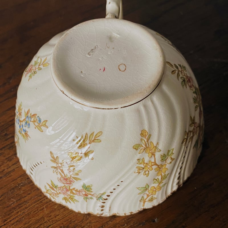 フランスアンティーク サルグミンヌ Louis XV コンポティエ サルグミンヌ SARREGUEMINES LOUIS XV ティー カップ&ソーサー