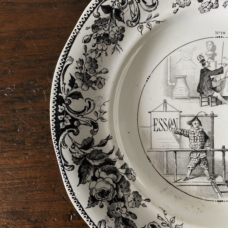 Creil&Montereau クレイユモントロー なぞなぞ グリザイユ 平皿