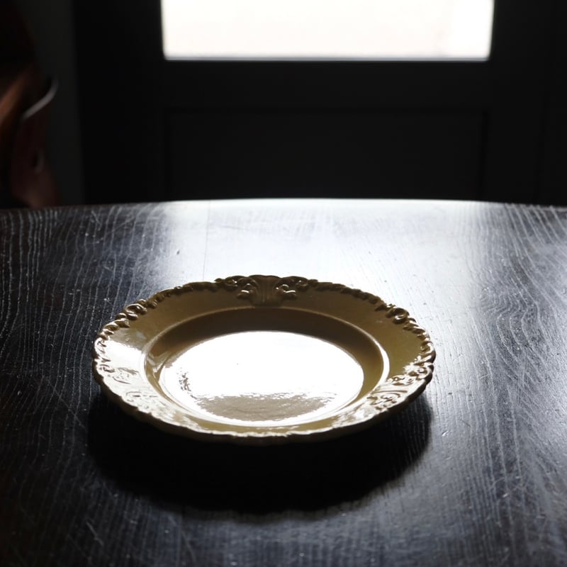 アプト Apt 南仏陶器 レリーフ 平皿 リム皿 φ21.5cm フランス