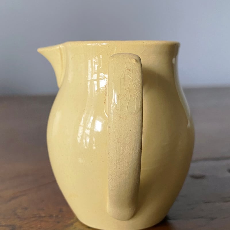 サルグミンヌピシェ　Sarreguemines フランスアンティーク　ピッチャー サルグミンヌ 優しい丸みのあるピッチャー | フランス