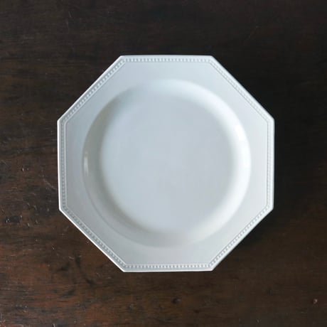 クレイユモントロー | STORES