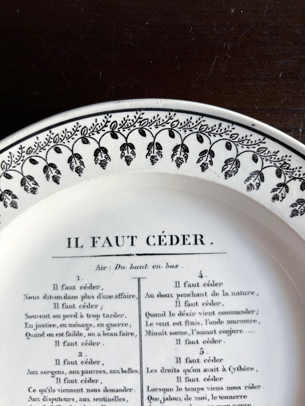 MONTEREAU モントロー シャンソン グリザイユ皿 平皿 φ21.5cm フランス