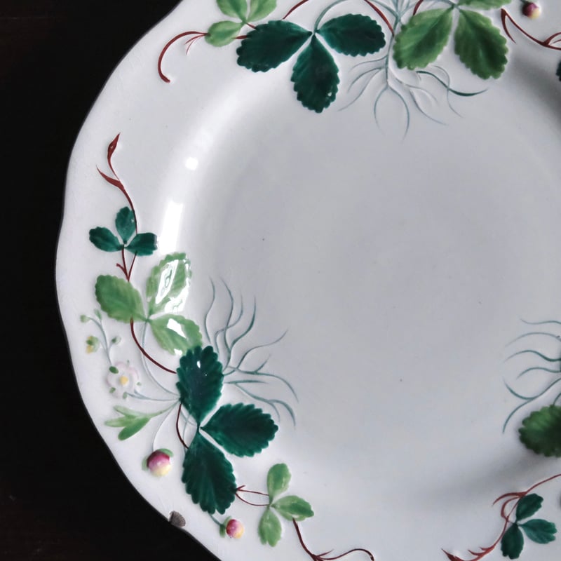 ジョルジュ・サンドのいちご皿 FRAISE クレイユモントロー A *状態良 ジョルジュ・サンドのいちご皿 FRAISE クレイユモントロー B