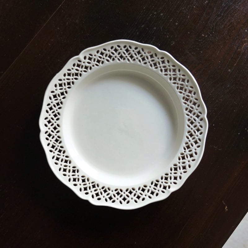 イギリス クリームウェア レース ピアシング 平皿 深皿 h24.5cm