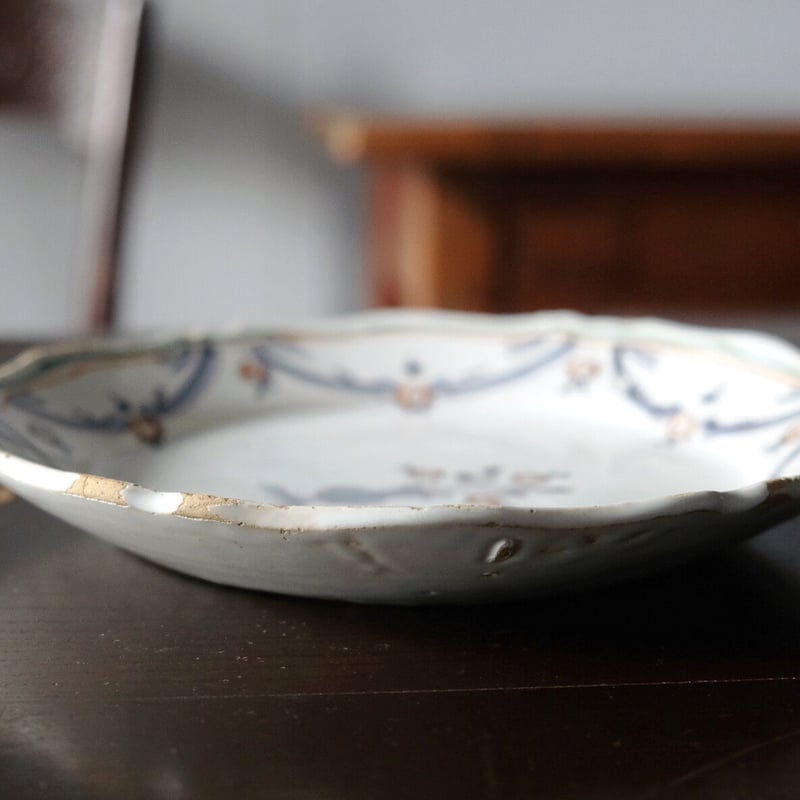 18世紀フランスアンティークヌヴェール窯のプレート 18世紀フランスアンティークヌヴェール窯のプレート