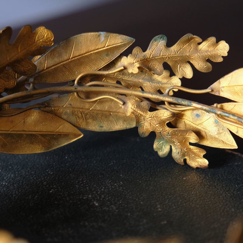 19世紀後期 真鍮製 冠 月桂樹と楢 フランス アンティーク 050089