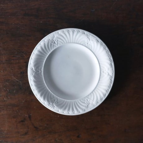 クレイユエモントロー | STORES