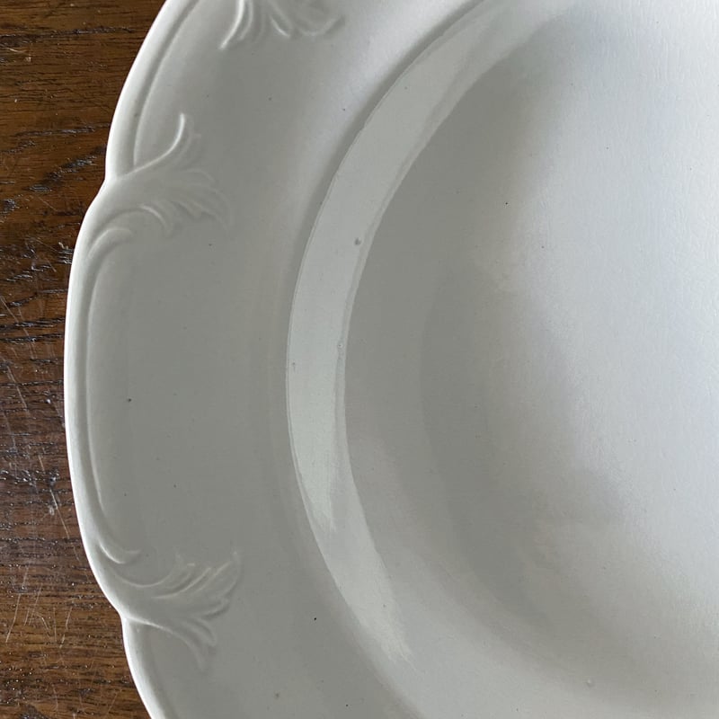 1800年代後期 サルグミンヌ 深皿 レリーフ 皿 アンティーク a