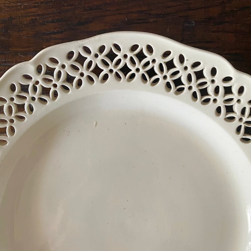 イギリス クリームウェア レース ピアシング 平皿 深皿 h24.5cm