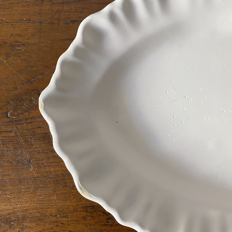 Moustiers ムスティエ フリル リム皿 オーバル皿 楕円皿 30.8cm Moustiers ムスティエ フリル リム皿 オーバル皿 楕円皿 30.8cm