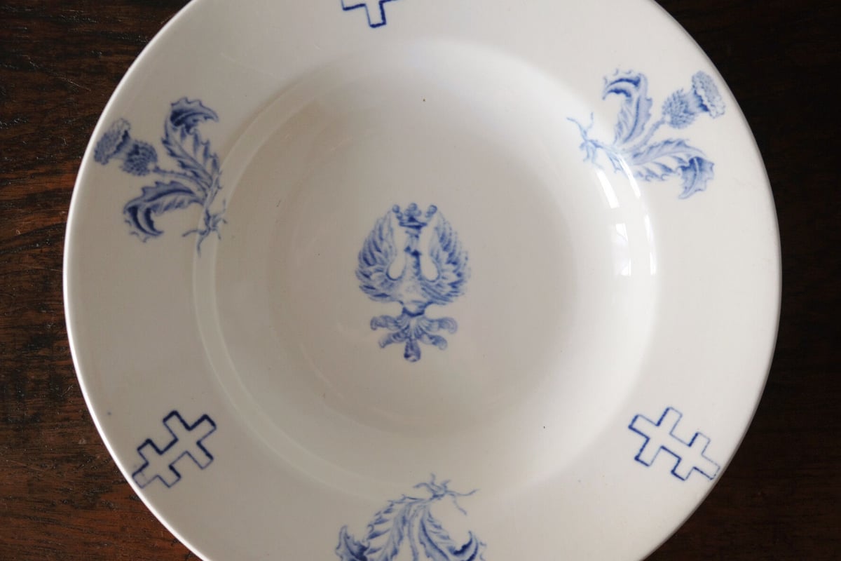 Luneville リュネヴィル ロレーヌ十字 アザミ 王冠鷲 珍しい深皿 I Luneville リュネヴィル ロレーヌ十字 アザミ 王冠鷲 珍しい深皿 E