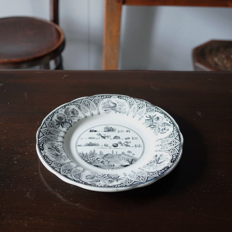 クレイユ＆モントロー なぞなぞ グリザイユ 平皿 アンティーク 050579