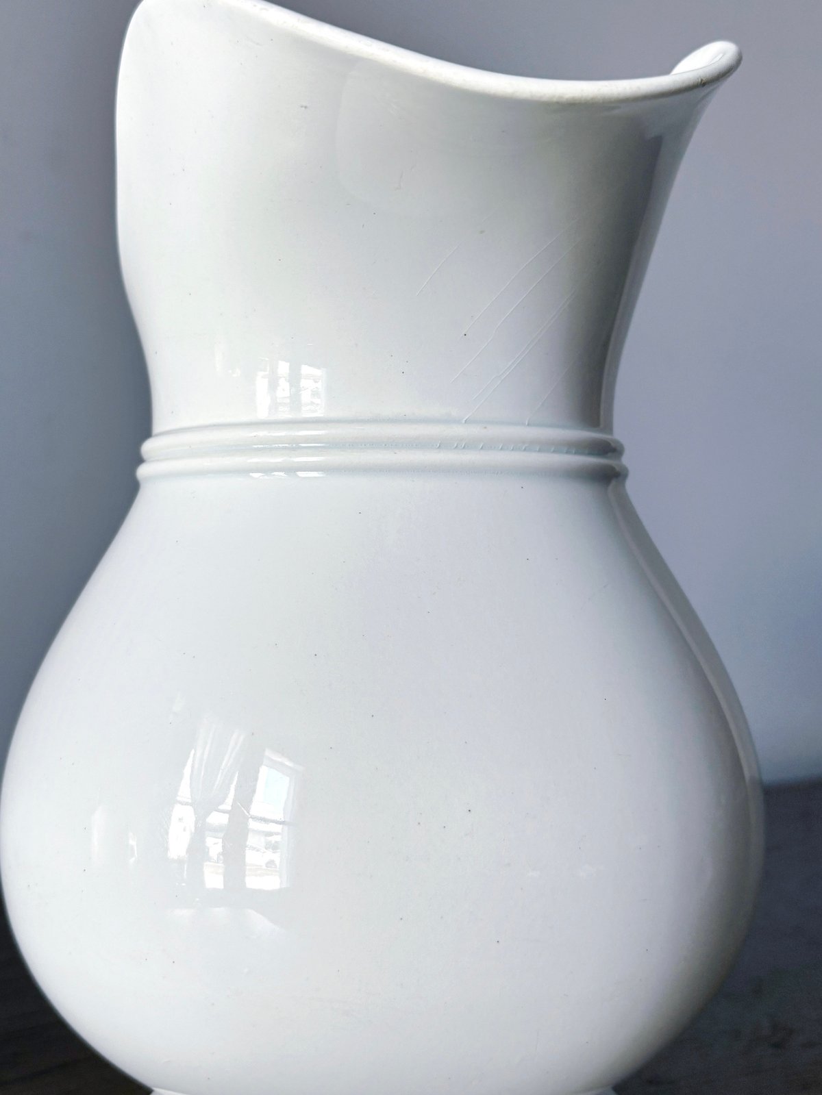 J.Vieillard&Cie ボルドー 白 ピシェ h22.5cm 花器 花瓶 J.Vieillard&Cie ボルドー 白 ピシェ h22.5cm 花器 花瓶