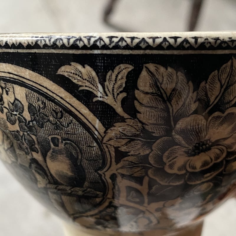 アンティーク サルグミンヌ グリザイユ シードルカップ アンティーク サルグミンヌ グリザイユ シードルカップ - メルカリ