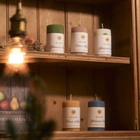 「フィンランドの養蜂場で作られた」ミツバチ由来の蜜蝋キャンドル｜テーブルタイプ