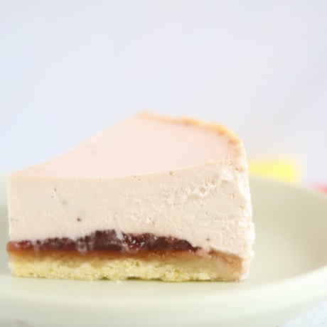 【店舗受取限定】苺のチーズケーキ