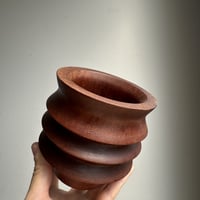 ＜4号＞力強い濃い焦茶色を三段角に加工　サペリ22