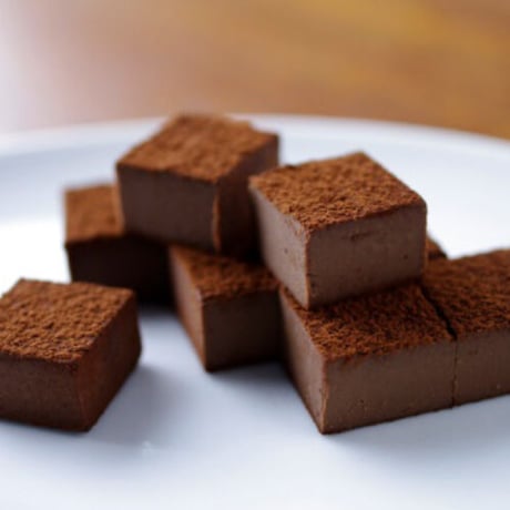 幸家のプレミアムスイーツ　豆乳チョコレート　9粒