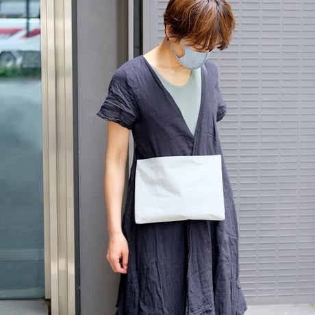 サコッシュ ブラウン