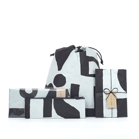 柚木沙弥郎　猫とさかな 　（大）37センチ✖️44センチ 柚木沙弥郎 猫とさかな （大）37センチ✖️44センチ 柚木沙弥郎 猫