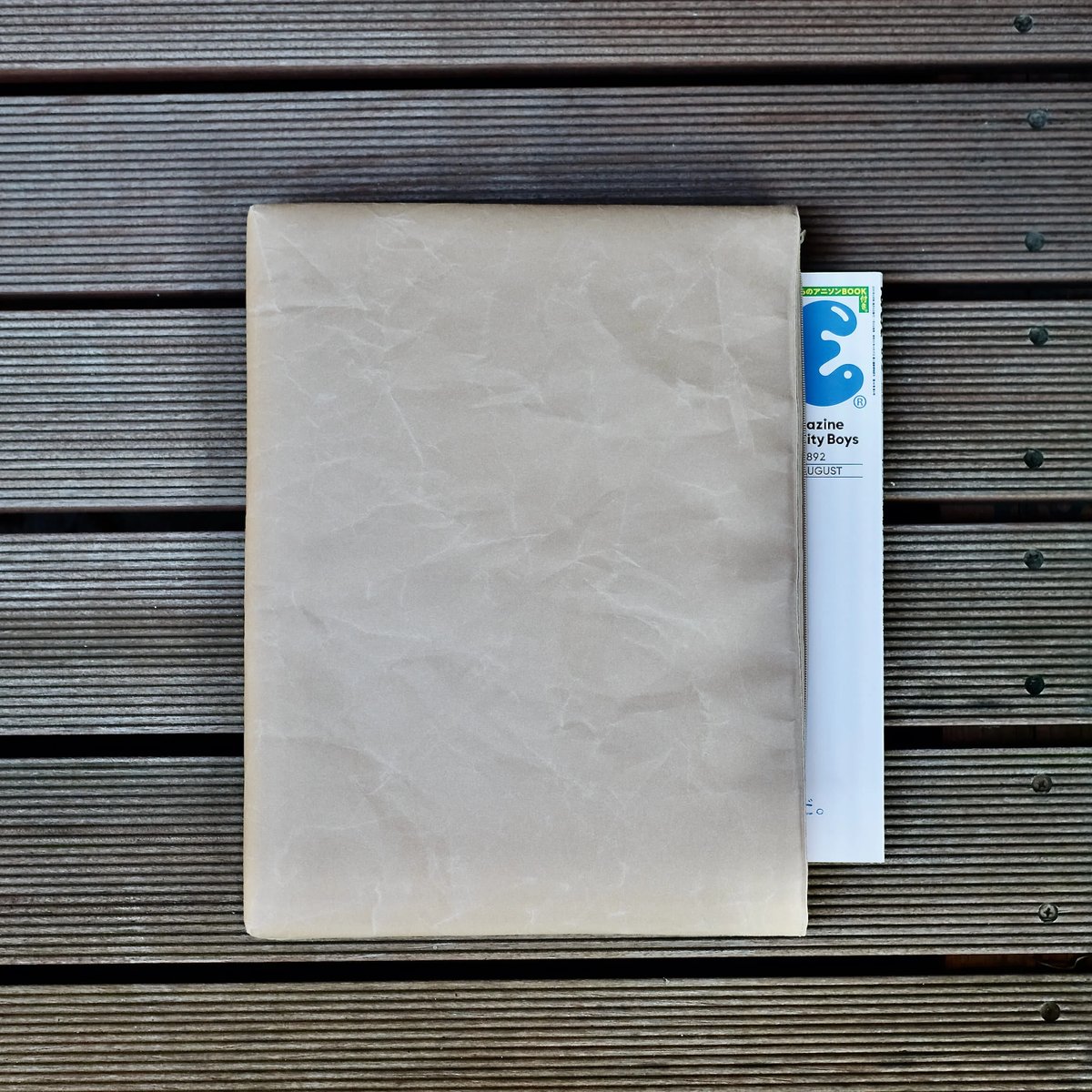 mina perhonen SIWA PCケースM run run runダークブルー | S