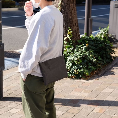 サコッシュ ブラック