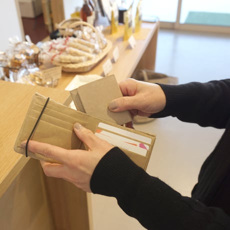 2つ折り財布 ブラウン