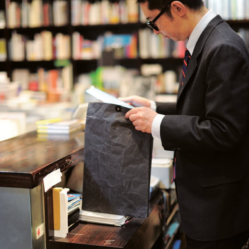 ひも付き封筒 ブラック | SIWA | 紙和 公式ONLINE STORE