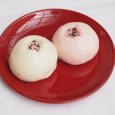 赤飯まんじゅう