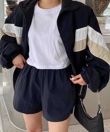 コントラストカラー スポーティセットアップ