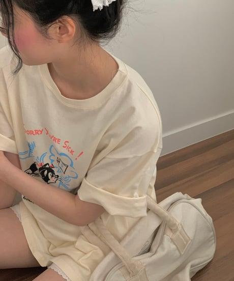 SORRY YOU'RE SICK プリントロゴTシャツ