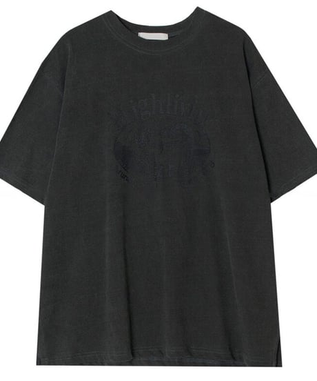 High livin' ロゴプリントTシャツ