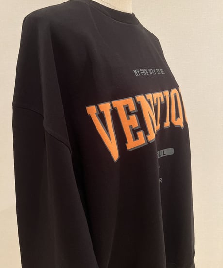 VENTIQUE ロゴスウェット