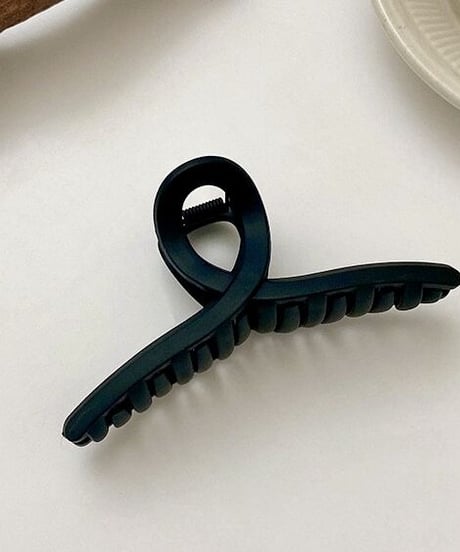 ヘアクリップ  ツイスト