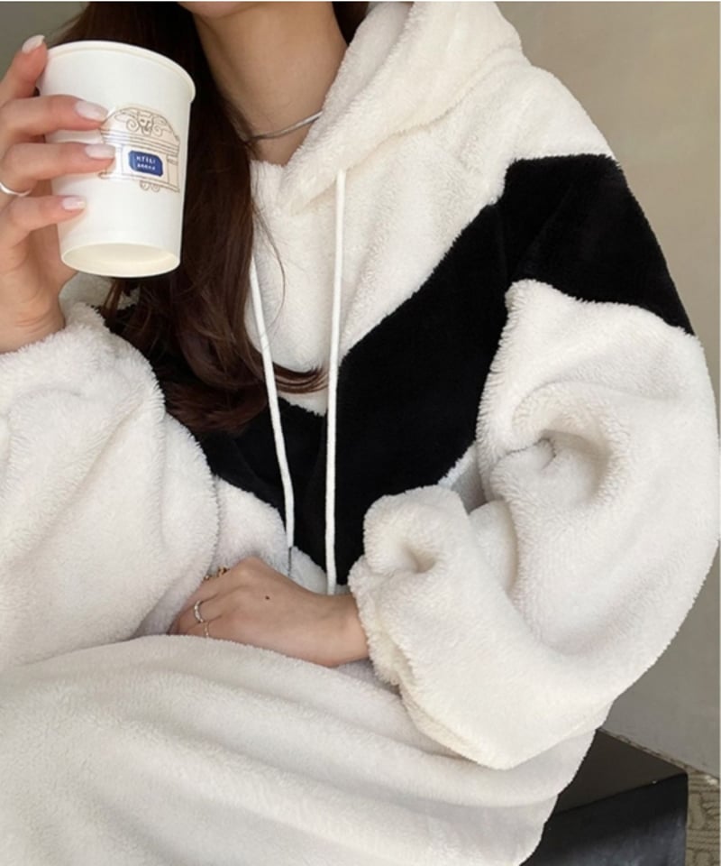 【24年FW新作】一点のみ!ビックポニー　フリース ドレス　ワンピース レンタル] BELINDA DE CAPRIS ツイード ビスチェ風ワンピースドレス