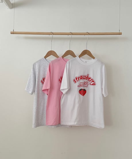 strawberry milk プリントＴシャツ
