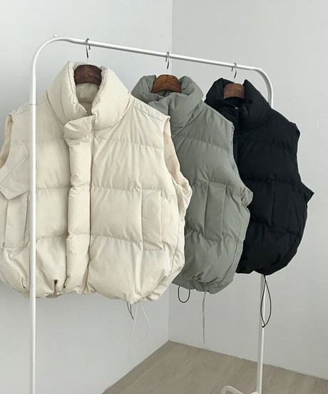 シンプルダウンベスト