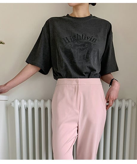 High livin' ロゴプリントTシャツ