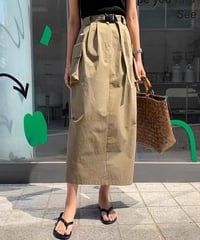 バックルカーゴスカート