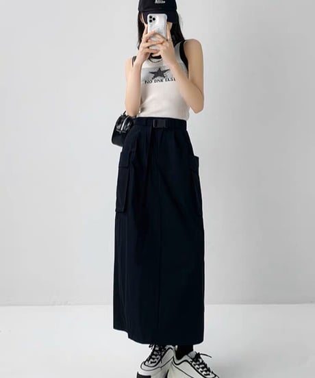 バックルカーゴスカート